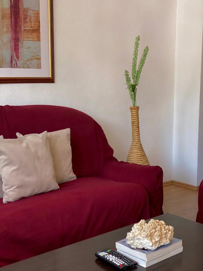 Zogu Apartments - City Center Pristina Esterno foto